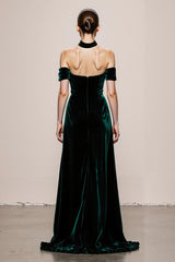 Dunkelgrünes Langes Samt Abendkleid in A-Linie mit Neckholder und Schlitz