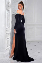Glitzerndes Schwarzes Satin Schulterfreies Perlenbesetztes Meerjungfrauen Ballkleid mit Schlitz