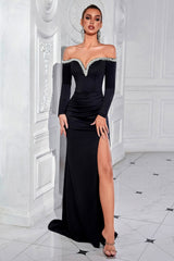 Glitzerndes Schwarzes Satin Schulterfreies Perlenbesetztes Meerjungfrauen Ballkleid mit Schlitz