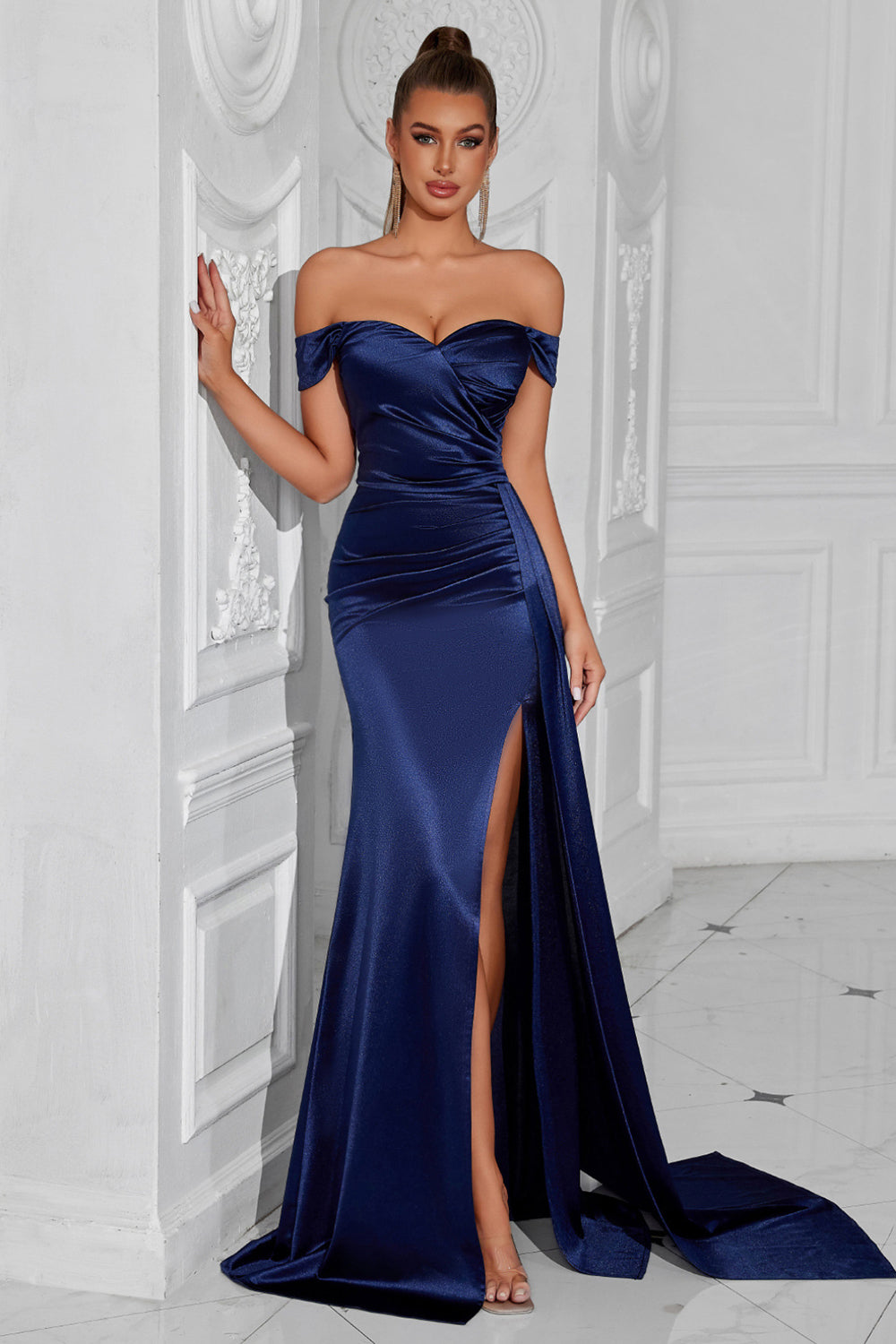 Mermaid Schulterfreies Dunkelgrünes Ballkleid mit Rüschen und Schlitz