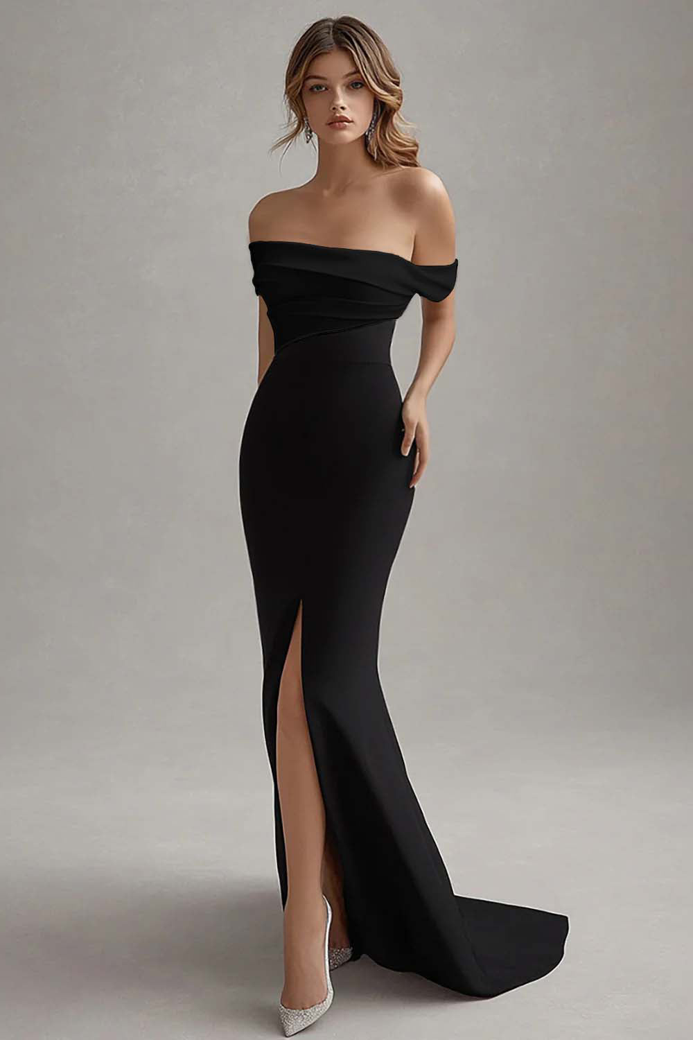 Schulterfreies Schwarzes Krawattenkleid aus mattem Satin