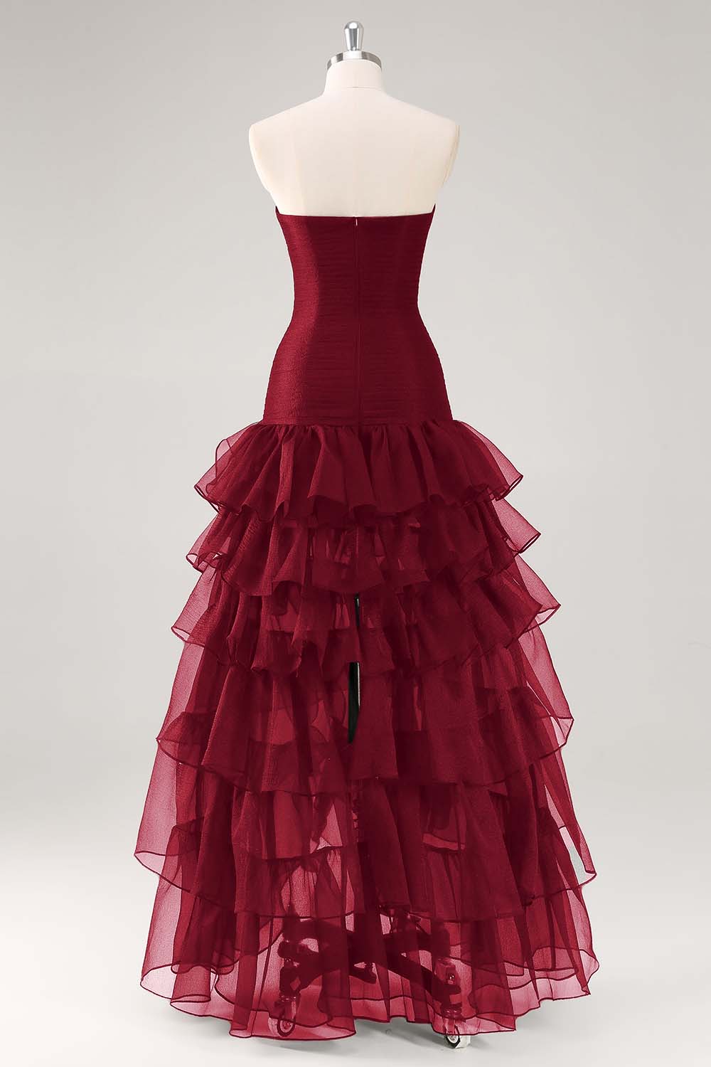 Schwarzes Trägerloses Gestuftes Tüll Ballkleid mit Rüschen