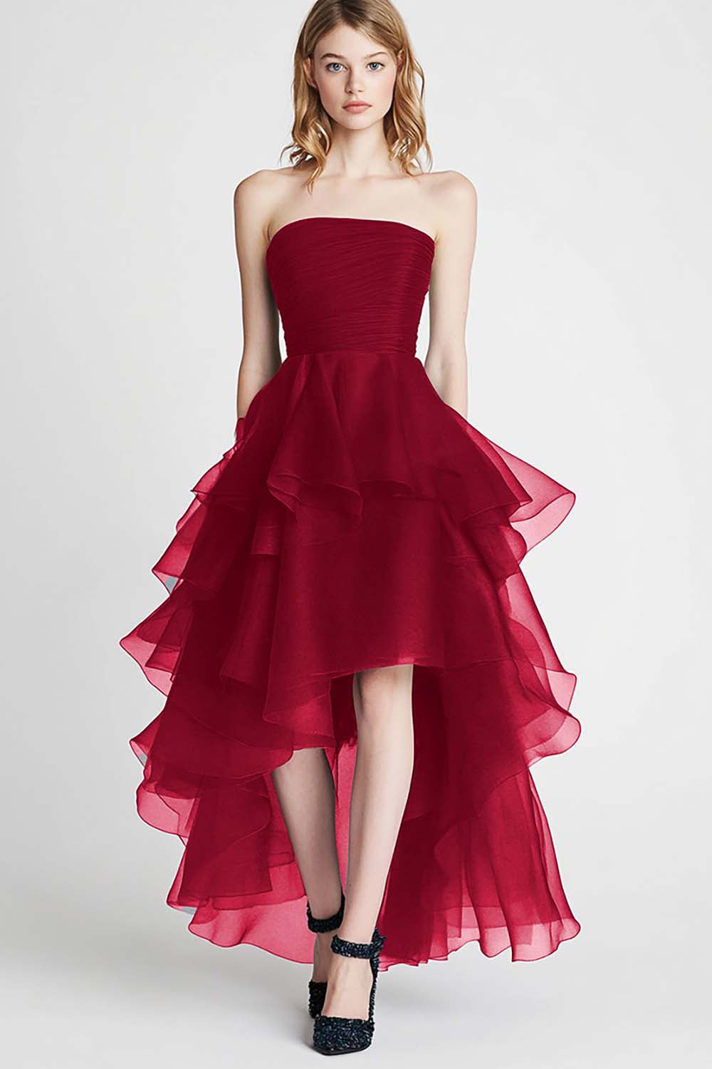 Organza A Linie Marineblaues Trägerloses Gestuftes Ballkleid