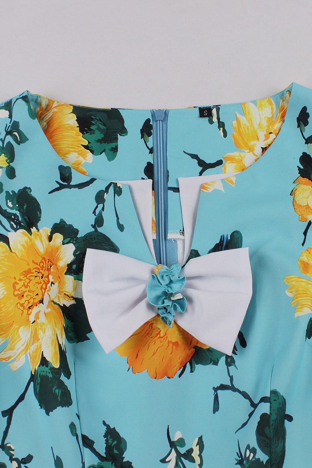 Blaues Blumenmuster Kurzärmeliges Rockabilly Kleid