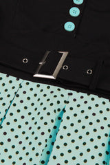 Grünes kurzärmeliges Polka Dots 1950er Jahre Kleid mit Gürtel