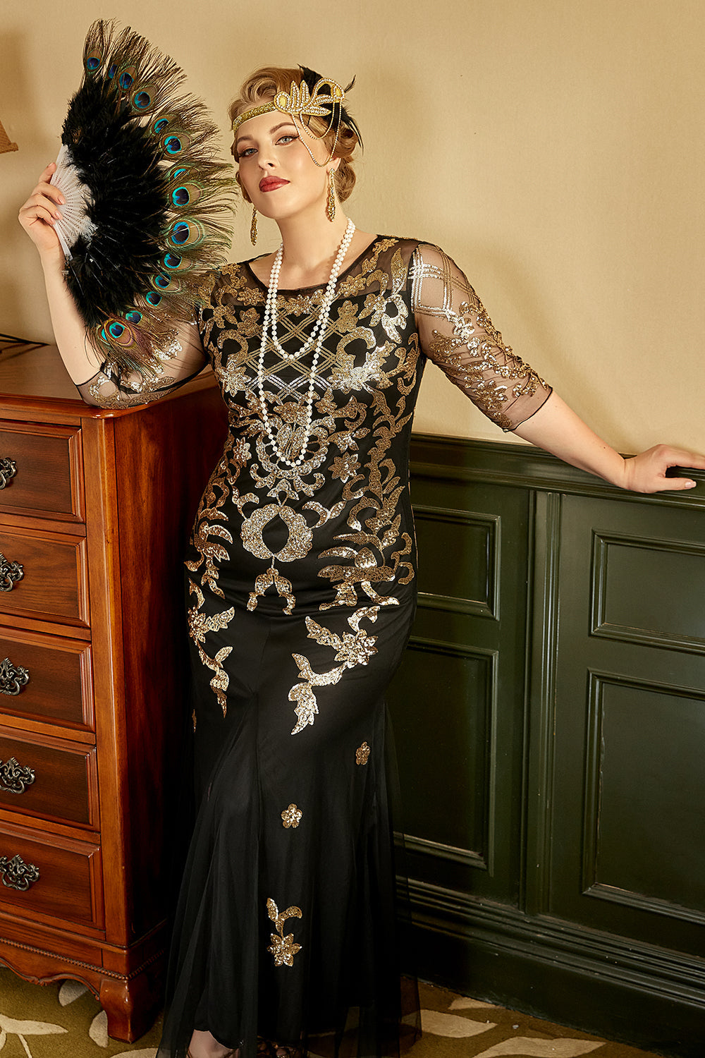 Schwarzes goldenes Übergröße 1920er Jahre Paillettenkleid
