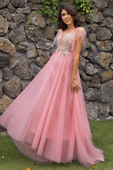 A Linie V Ausschnitt Blush Langes Ballkleid mit Applikationen