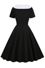 Schwarzes Swing kleid aus den 1950er Jahren mit Gürtel