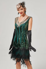 Schwarzes grünes V-Ausschnitt Flapperkleid mit Fransen