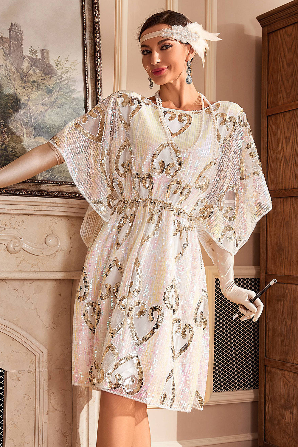 Weißes glitzerndes Fledermauskleid aus den 1920er Jahren mit Pailletten