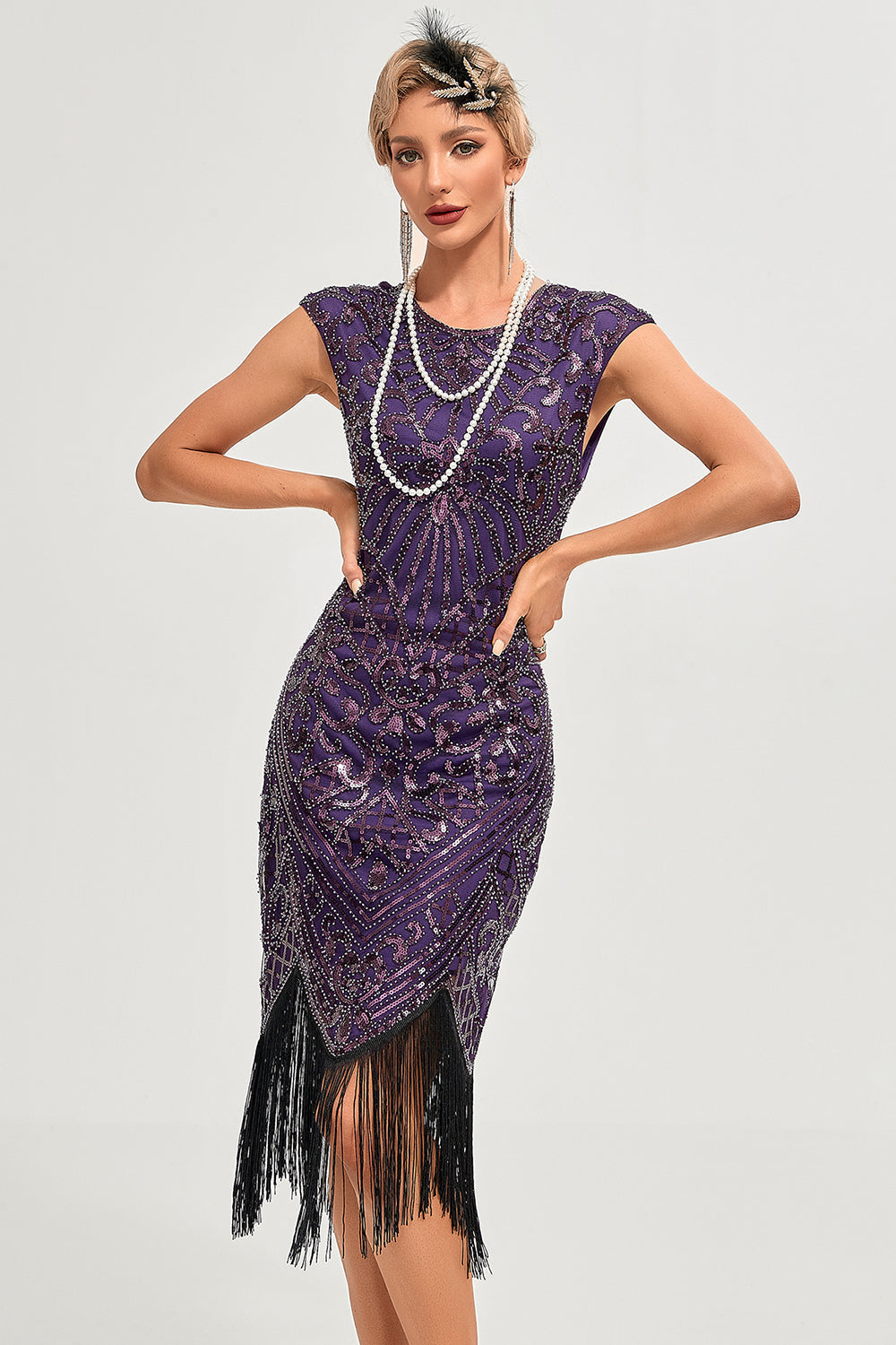 Glitzerndes schwarzes perlenbesetztes Gatsby Kleid mit Fransen aus den 1920er Jahren