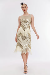 Glitzerndes Gatsby Kleid mit Pailletten und Fransen aus den 1920er Jahren