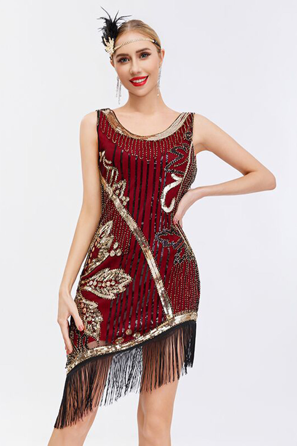 Schwarzes perlenbesetztes Kleid aus den 1920er Jahren mit Fransen