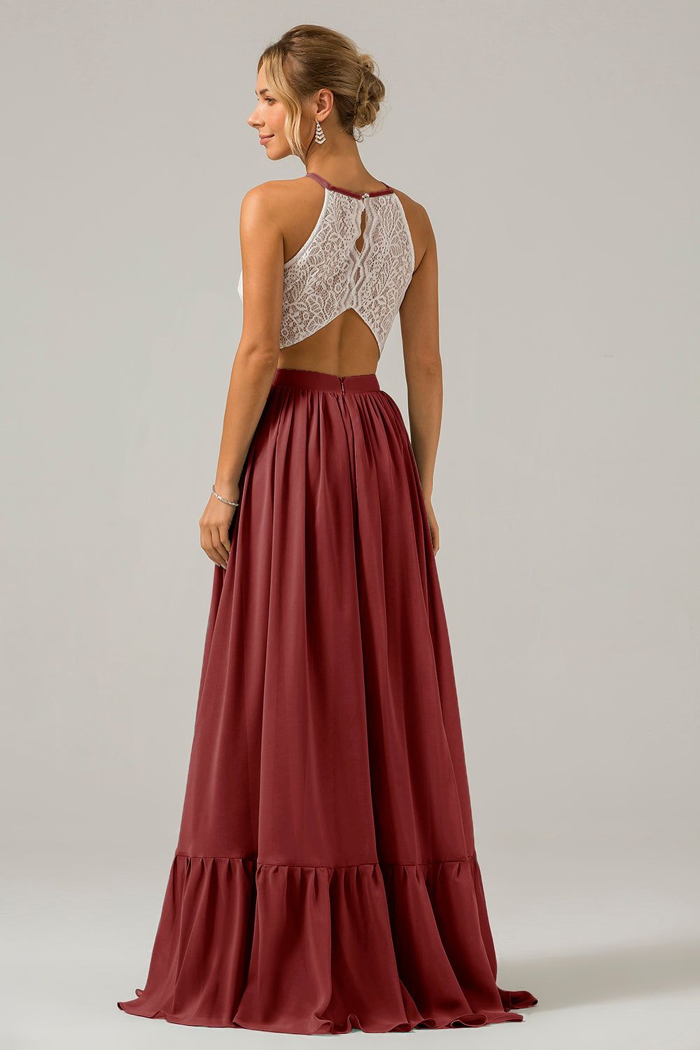 Cabernet Schlüsselloch Boho Chiffon Langes Brautjungfernkleid mit Spitze