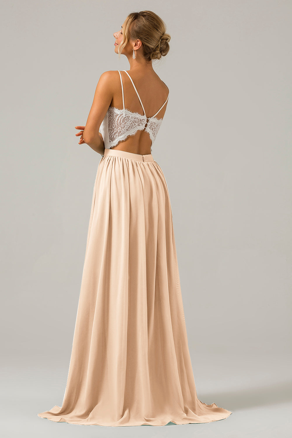 Eukalyptus Grünes Boho Chiffon Langes Brautjungfernkleid mit offenem Rücken und Spitze