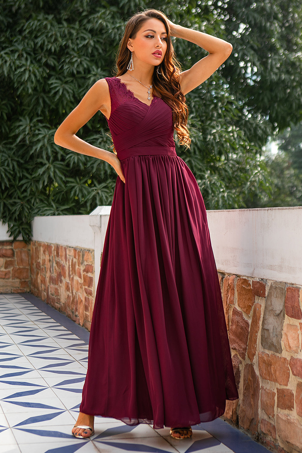 Langes Blush Chiffonkleid