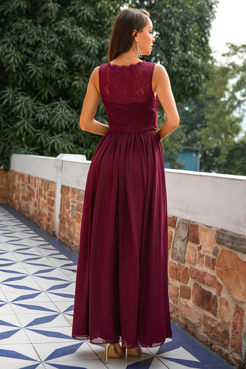 Burgundy Langes Brautjungfernkleid