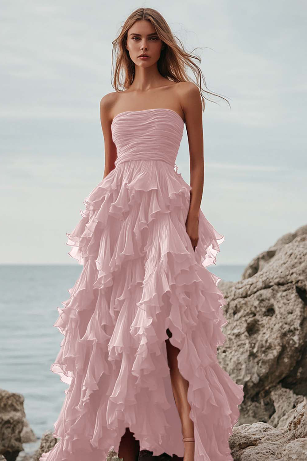 Fuchsia Trägerloses Langes Ballkleid mit Rüschen und Schlitz