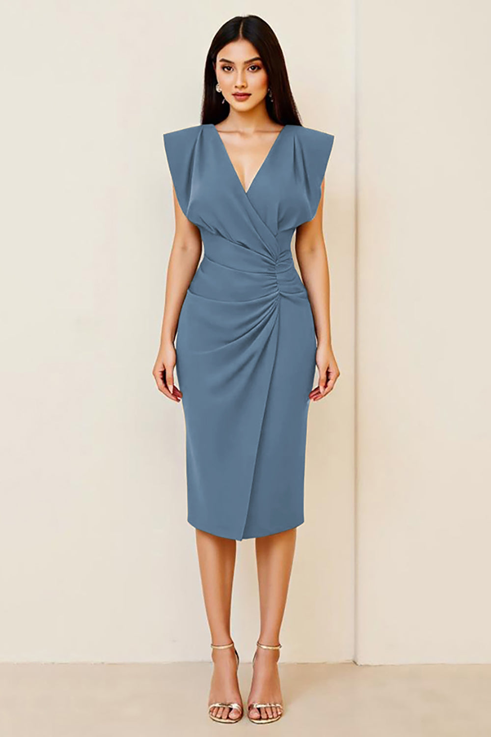 Olive Figurbetontes Midi Partykleid mit Rüschen und V-Ausschnitt