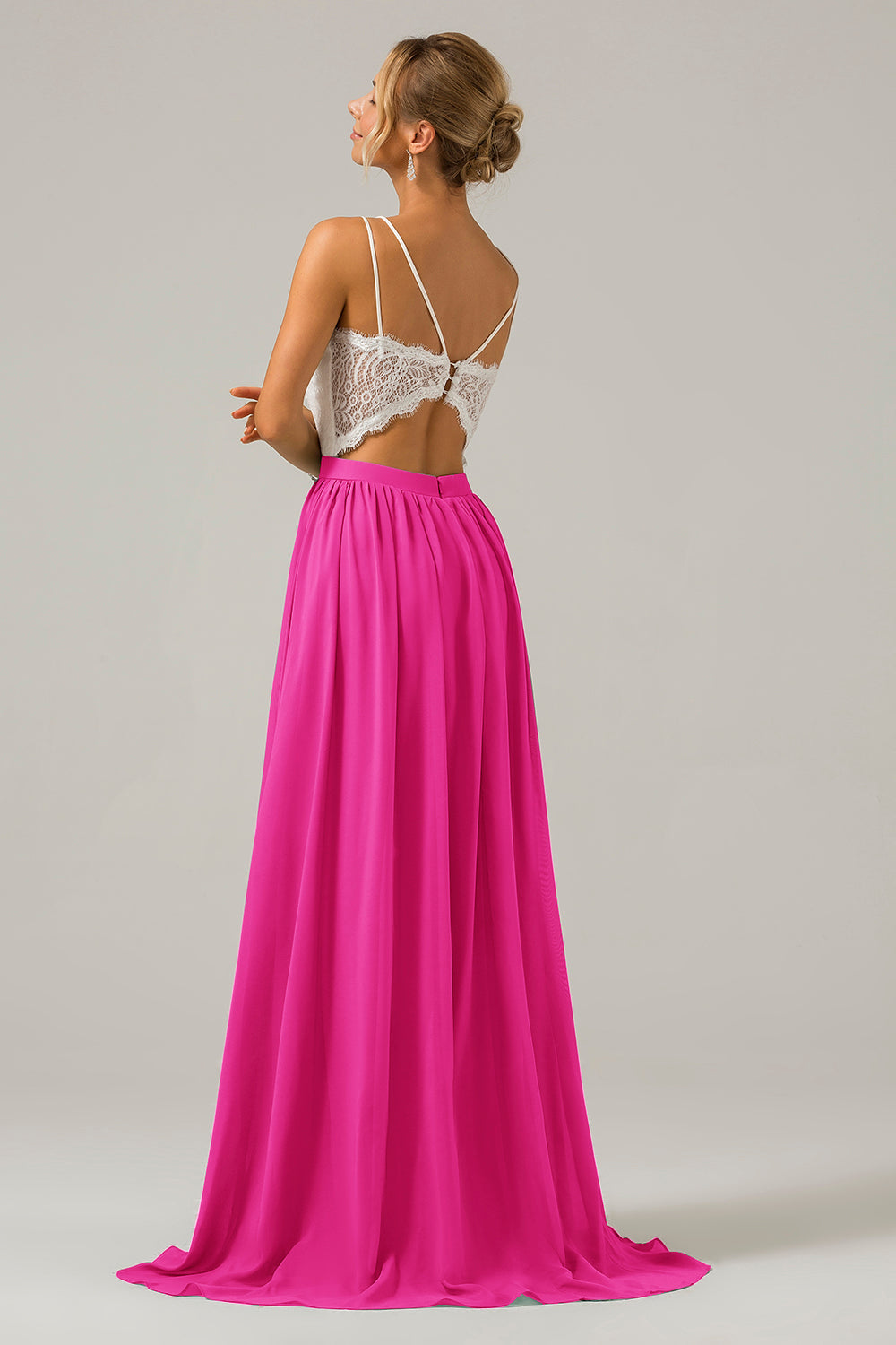 A-Linie V-Ausschnitt Boho Chiffon Langes Brautjungfernkleid mit offenem Rücken und Spitze Blush Rosa