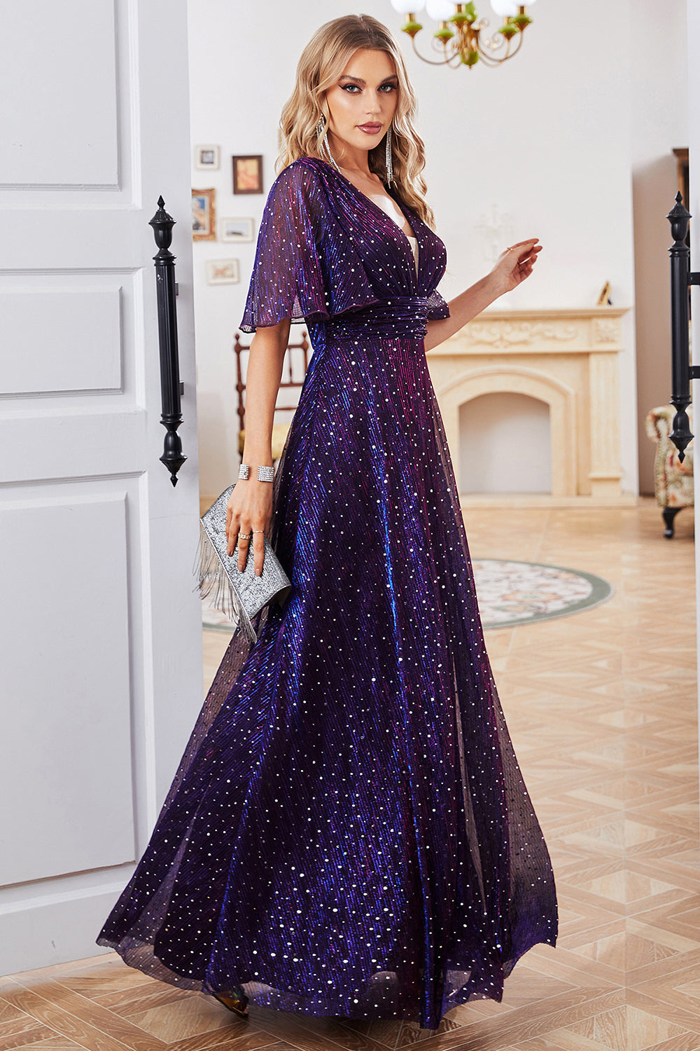 Glitzerndes lila Partykleid mit V-Ausschnitt und kurzen Ärmeln