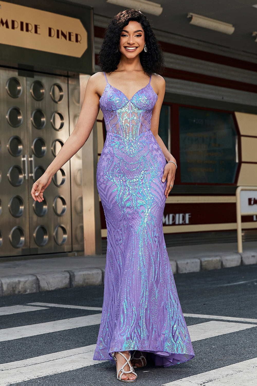 Stilvolle Meerjungfrau Spaghettiträger Lila Pailletten Korsett Abendkleid