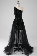 Schwarzes A-Linie Pailletten Pailletten Ballkleid