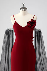Rotes Spaghettiträger Cape-Ärmel Etui Abendkleid