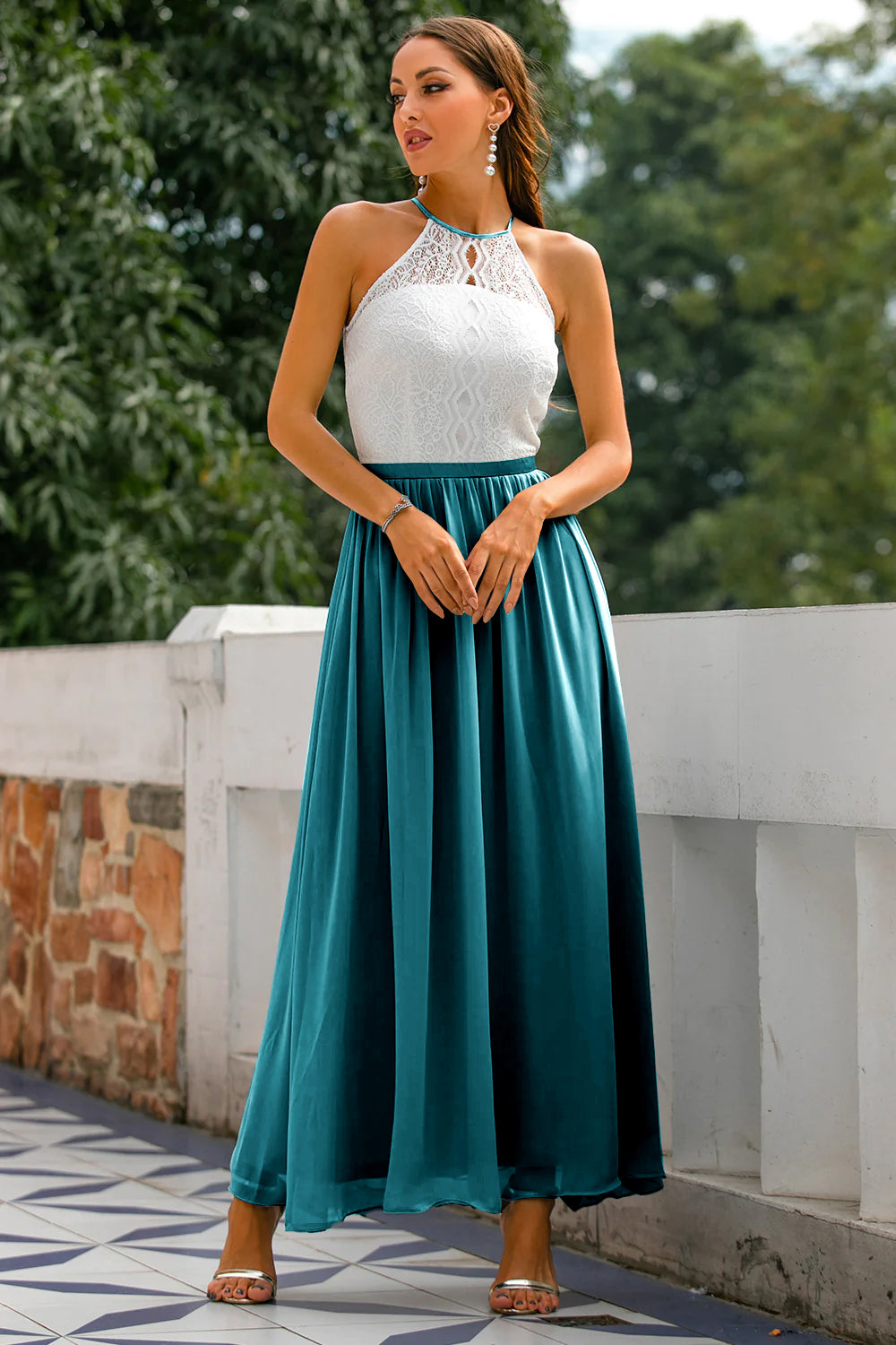 Zapaka Damen Kleider für Hochzeitsgäste Langes A-Linie Rundhals Chiffon Pfau Abendkleid Brautjungfernkleid mit Spitze