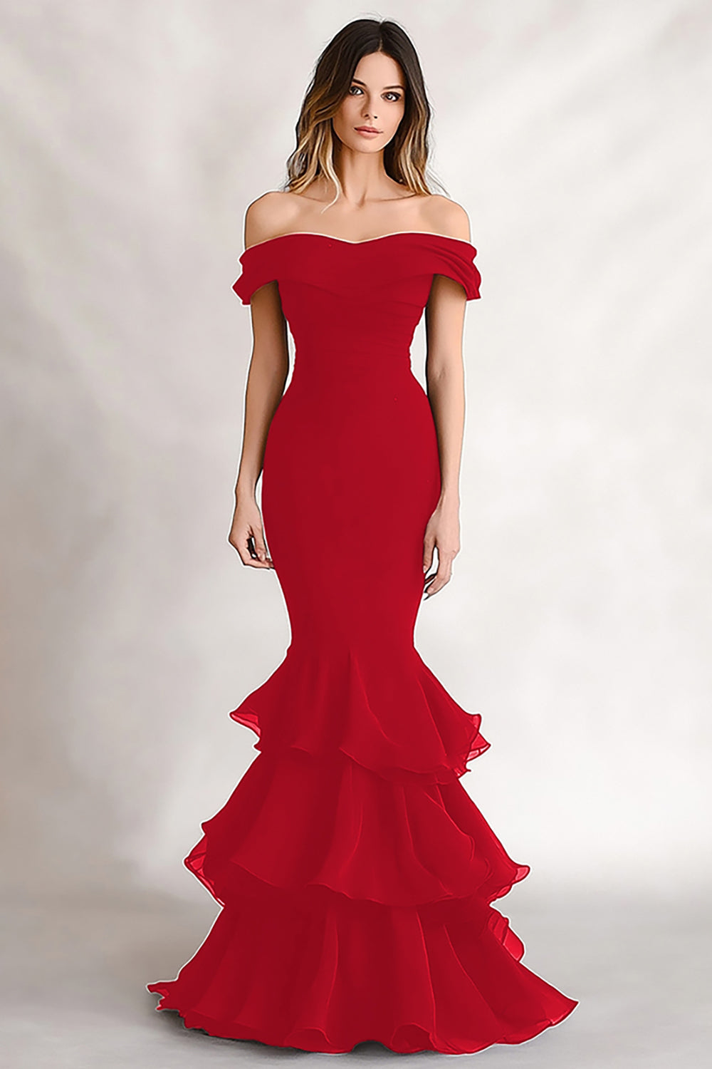 Schulterfreies Schwarzes Meerjungfrauen Gestuftes Satin Kleid für Hochzeitsgäste