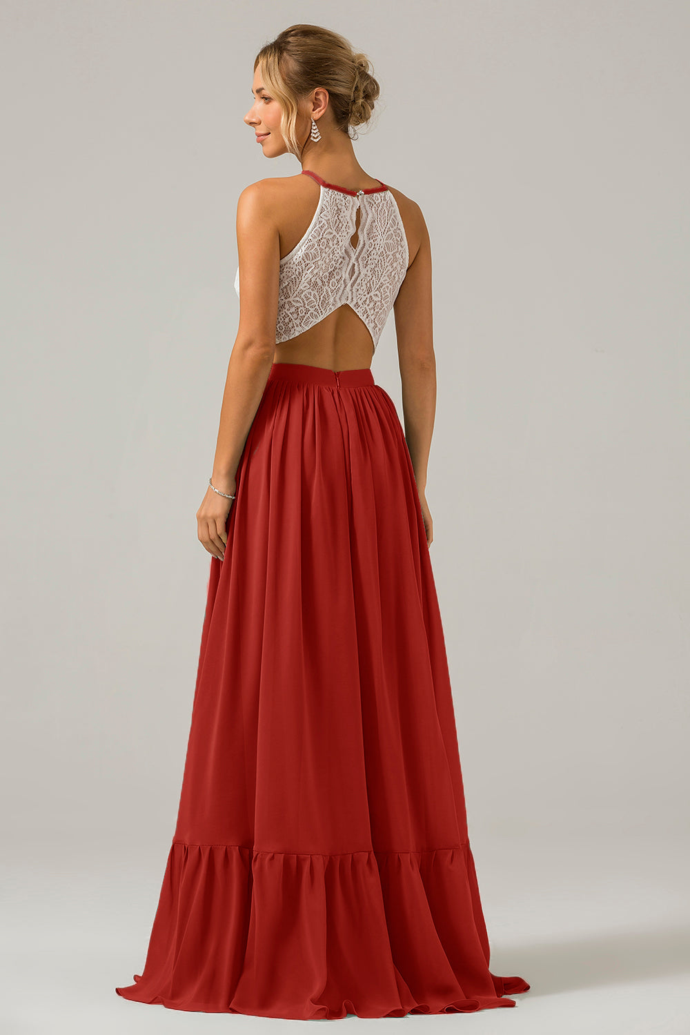Cabernet Schlüsselloch Boho Chiffon Langes Brautjungfernkleid mit Spitze