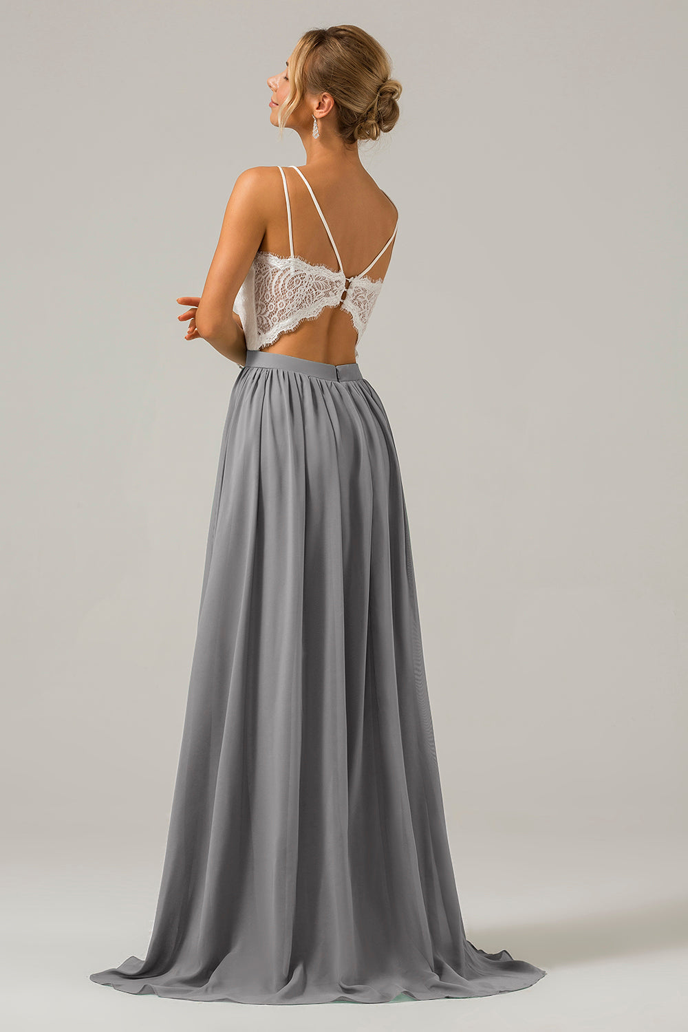 Lila Boho Chiffon Langes Brautjungfernkleid mit offenem Rücken und Spitze