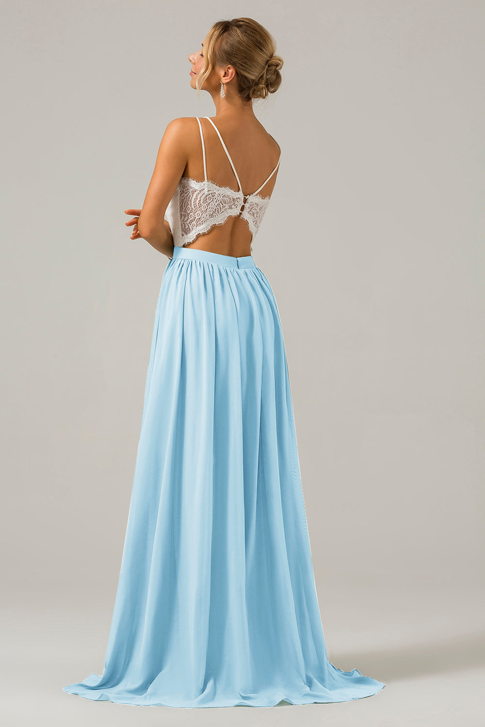 Lila Boho Chiffon Langes Brautjungfernkleid mit offenem Rücken und Spitze