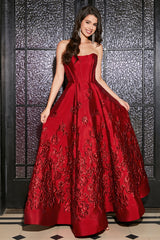 A-Linie Elegantes trägerloses dunkelrotes langes Ballkleid mit 3D-Blumen