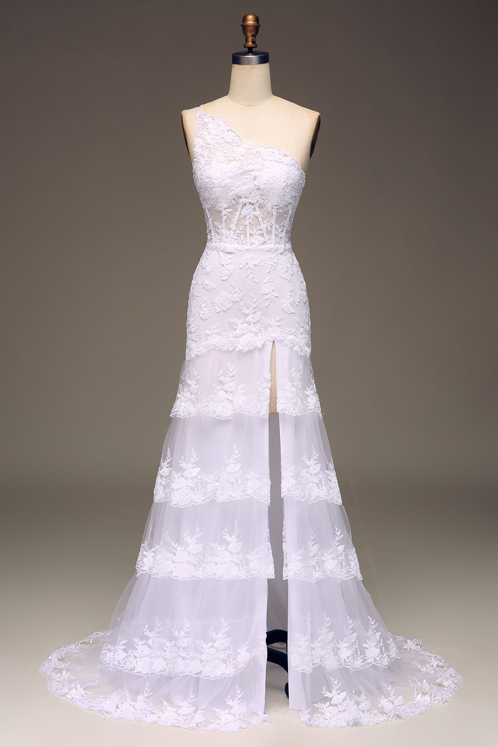 Glitzerndes dunkles marineblaues gestuftes Spitzenkleid mit einer Schulter und langem Schlitz