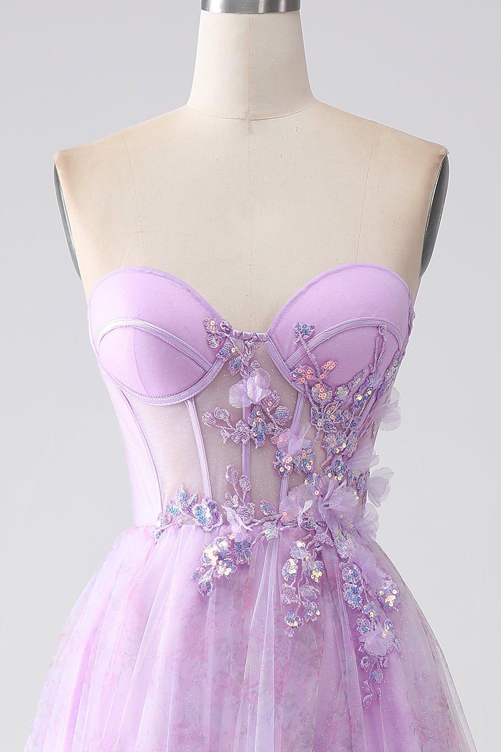 Lila trägerloses Korsett Ballkleid mit Perlen
