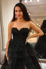 Trendiges Schwarzes Korsett Ballkleid in A-Linie mit Rüschen