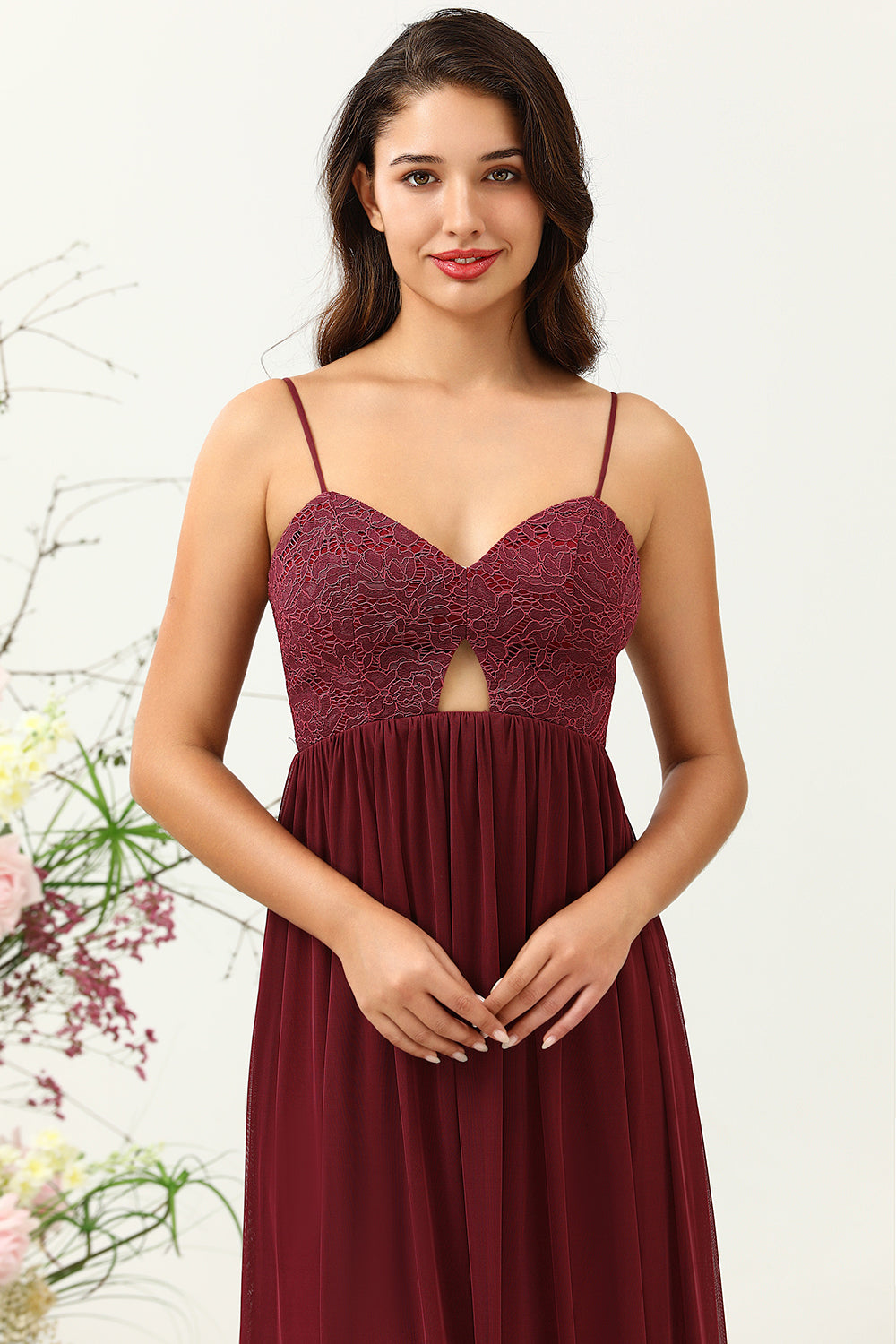 Burgunderrotes Spaghettiträger Brautjungfernkleid mit Spitze
