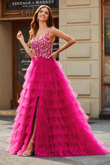 Wunderschönes A-Linie Spaghettiträger Fuchsia langes Ballkleid mit Applikationen und Rüschen