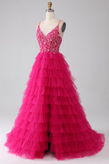Fuchsia Prinzessin A-Linie Spaghettiträger Pailletten gestuftes langes Ballkleid mit Schlitz