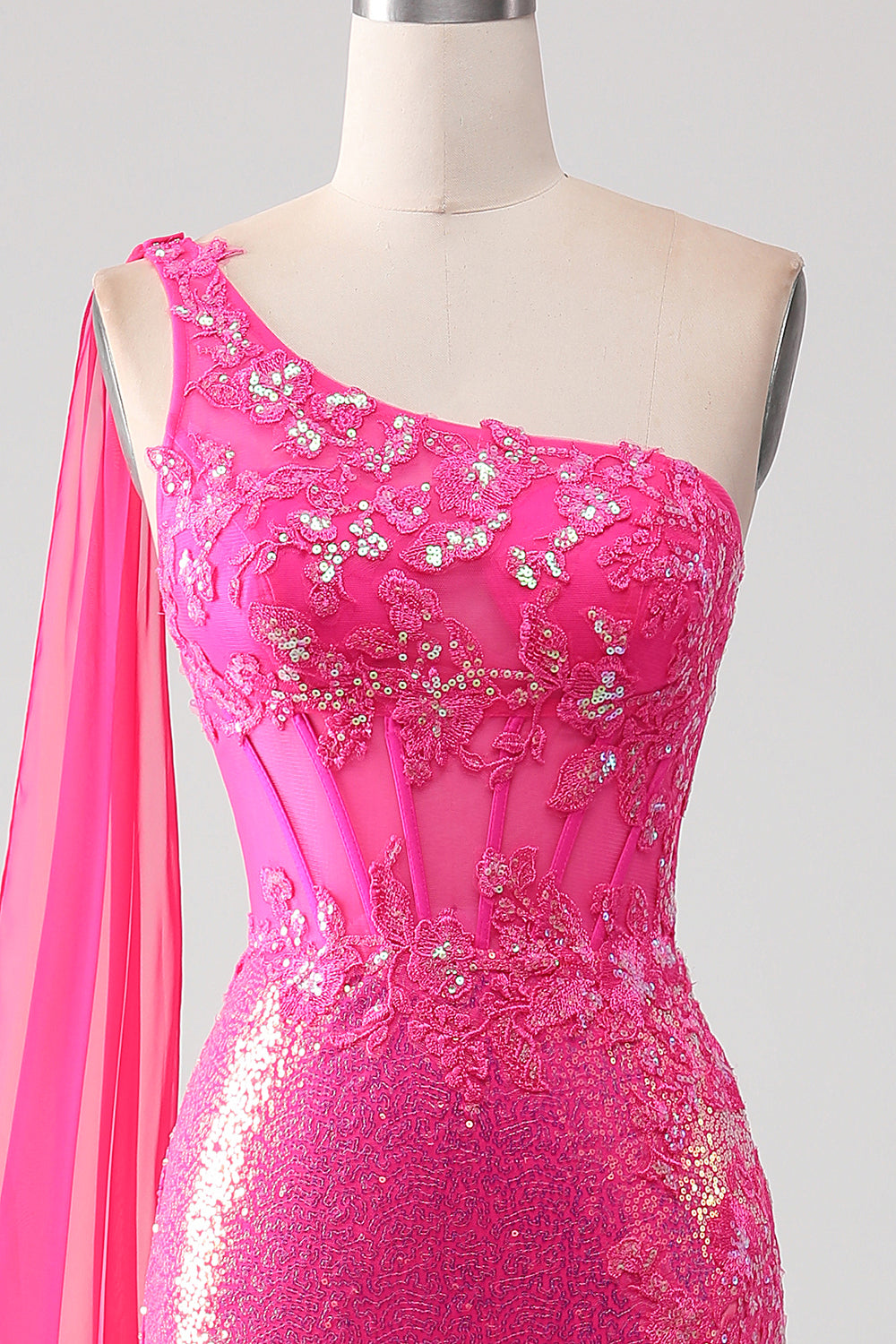 Glitzerndes fuchsia Meerjungfrauen Ballkleid mit Schulter applikationen und Schlitz
