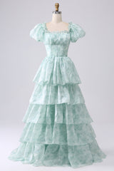 Grünes gestuftes Ballkleid aus Organza mit Korsett