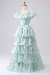 Grünes gestuftes Ballkleid aus Organza mit Korsett