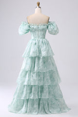 Grünes gestuftes Ballkleid aus Organza mit Korsett