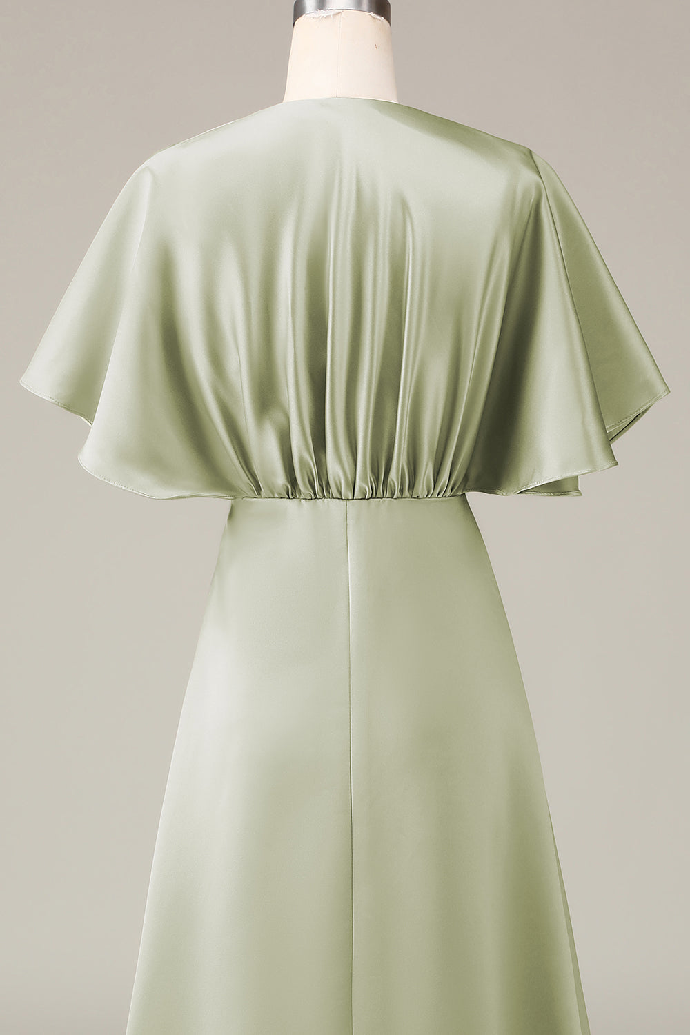 A-Linie Staubiger Salbei Brautjungfernkleid aus Satin mit kurzen Ärmeln und V-Ausschnitt