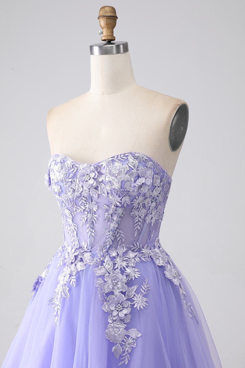 A-Linie Lavendel trägerloses Tüll Ballkleid mit Ärmeln