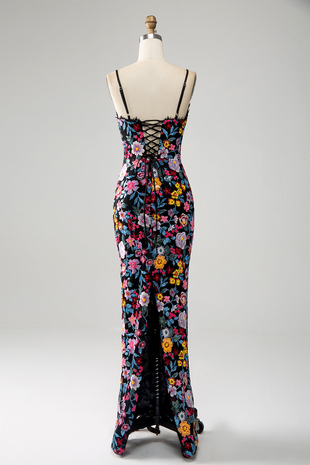 Schwarzes Blumen Meerjungfrauen Spaghettiträger langes Ballkleid mit Stickerei
