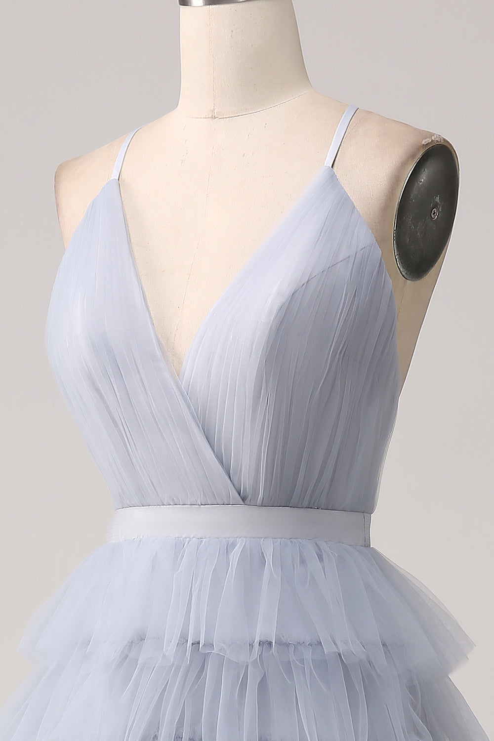 Graues blaues A-Linie Rückenfreies langes Ballkleid aus Tüll