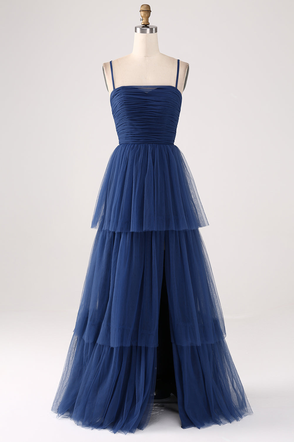 A Linie Spaghettiträger Gestuftes plissiertes Ballkleid aus Tüll mit Schlitz
