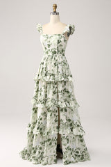 Grünes gestuftes Ballkleid mit Blumenrüschen und Schlitz